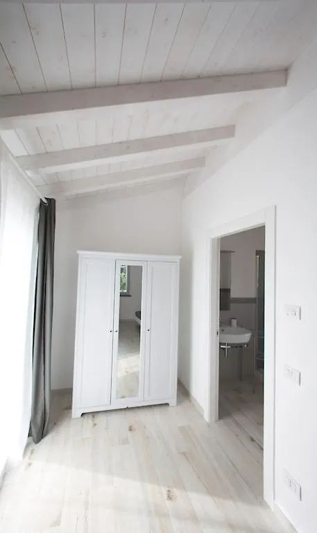 Dolce Dormire Suite Arcola Italy