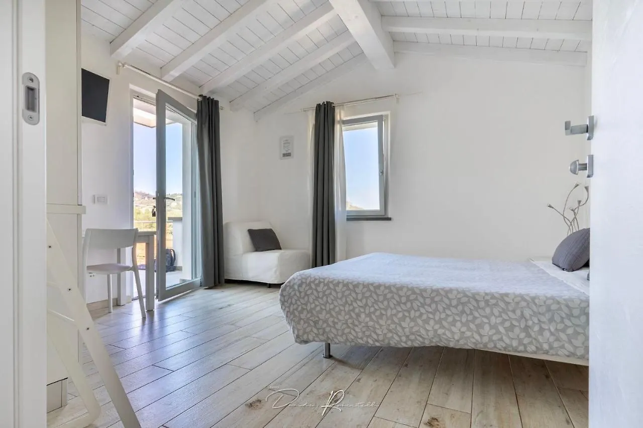Dolce Dormire Suite Arcola 0*,